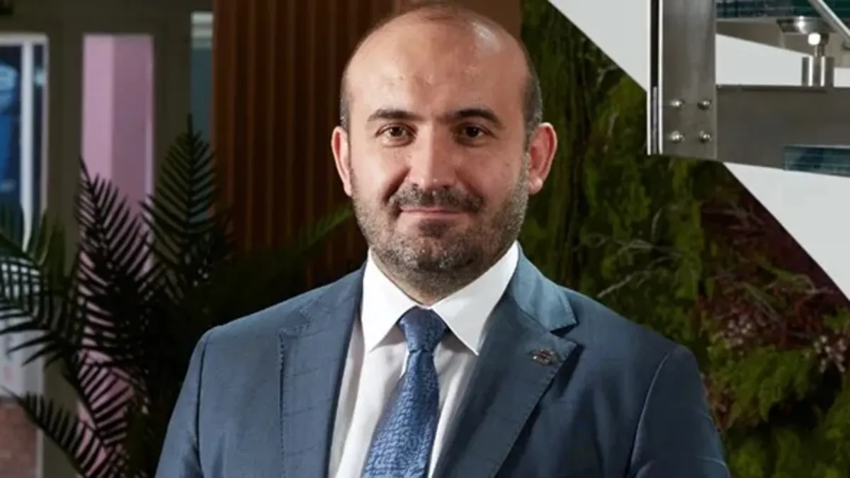 AK Partili Gürhan Albayrak: Yetimin hakkına ve aşevindeki rızka göz diktiler AK Partili Gürhan Albayrak: Yetimin hakkına ve aşevindeki rızka göz diktiler