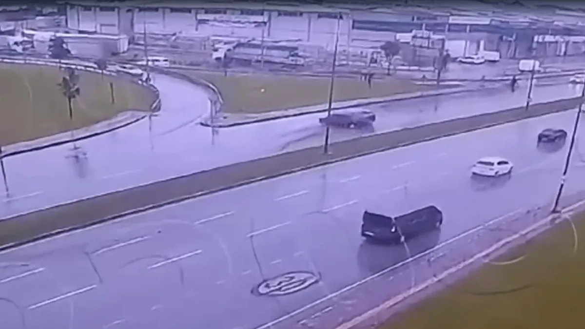 Bakan Yerlikaya: Bayram tatilinin ilk 2 gününde 19 vatandaşımız hayatını kaybetti Bakan Yerlikaya: Bayram tatilinin ilk 2 gününde 19 vatandaşımız hayatını kaybetti