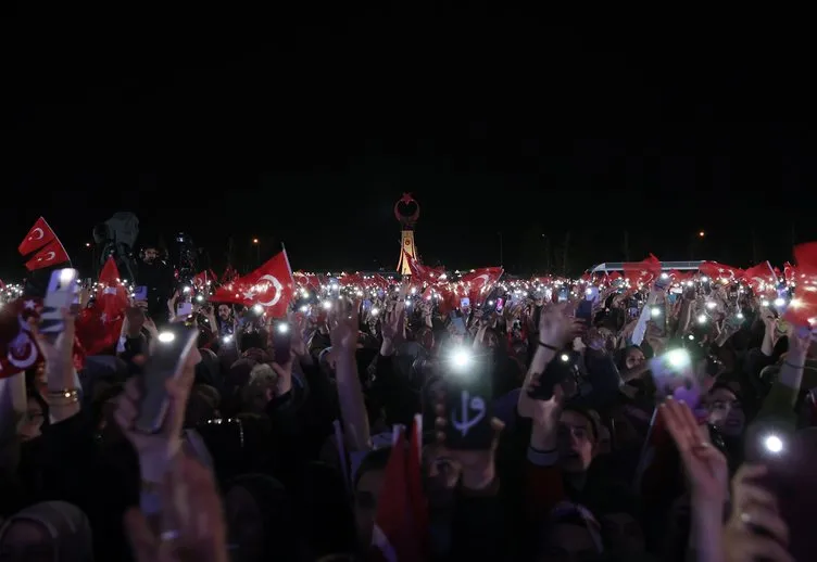 Tebrik yağmurunun şifreleri: Tarihi zafer sonrası Başkan Erdoğan’a gelen telefonların ardı arkası kesilmedi