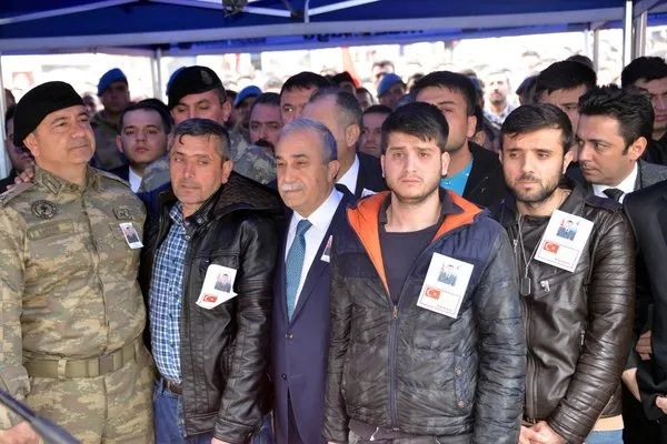 Afrin şehidi Uzman Çavuş'u Kahramanmaraş'ta 10 bin kişi uğurladı