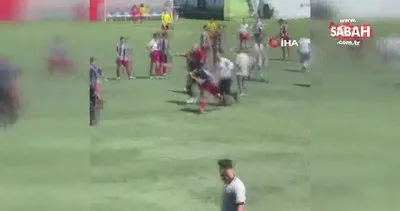 İstanbul’da U17 maçında kavga çıktı | Video