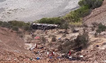 Peru’da feci kaza: Yolcu otobüsü uçuruma yuvarlandı! 37 ölü