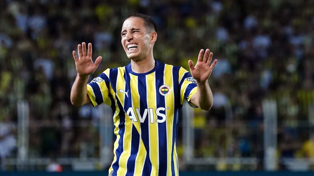Fenerbahçe’ye Emre Mor piyangosu! Süper Lig ekibi devreye girdi – Galeri Fenerbahçe’ye Emre Mor piyangosu! Süper Lig ekibi devreye girdi – Galeri
