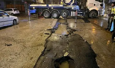 Ankara’da yağmur nedeniyle yol çöktü