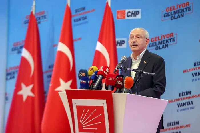 kemal-kilicdaroglu-selahattin-demirtas-ve-osman-kavala-serbest-kalsin-istiyorsaniz-bize-katilacaksiniz-1653744088074.jpg Kemal Kılıçdaroğlu: Selahattin Demirtaş ve Osman Kavala serbest kalsın istiyorsanız bize katılacaksınız!