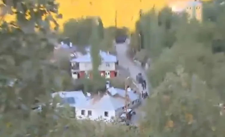 Çukurca’da bir eve terör operasyonu düzenlendi