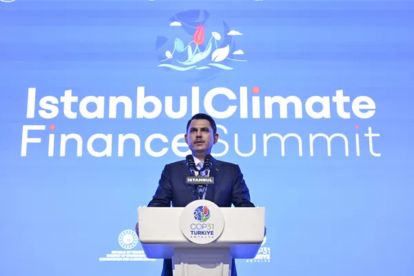 iklim-finansmaninda-ihtiyac-9-trilyon-dolar-bakan-kurumdan-dunya-liderlerine-cagri-daha-cesur-ve-somut-irade-z-1788517483524.jpg