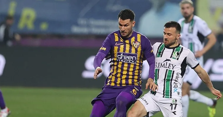 Lider Eyüpspor 5 gollü maçta Sakaryaspor’u devirdi