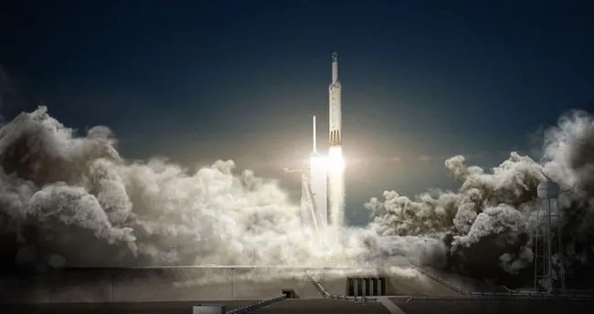 SpaceX 2 kişiyi Ay’a götürüyor!