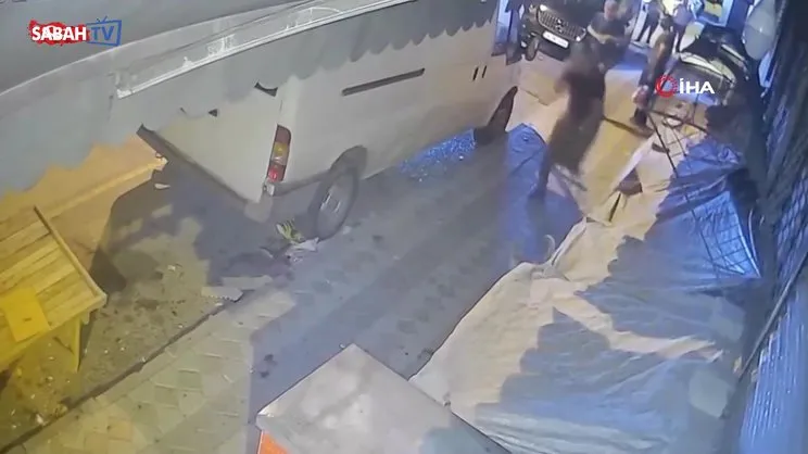 Kahvehanede silahını gösterdi, kalbinden vuruldu! | Video