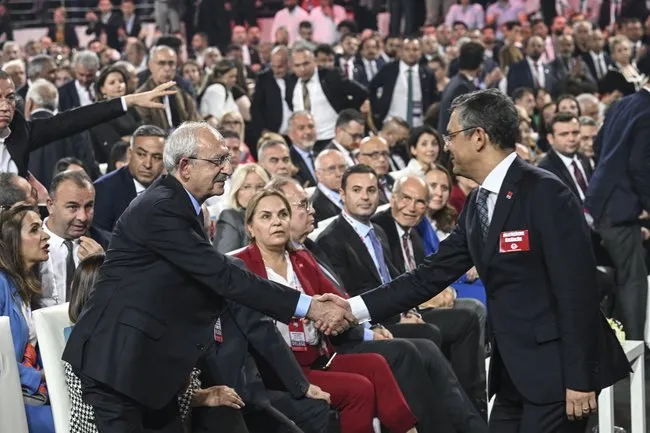SON DAKİKA... CHP’nin 39. Olağan Kurultayı sürecinde yeni gelişme: Lütfü Savaş il kongrelerinin iptalini istedi!