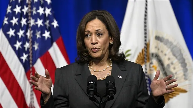 trump-ve-harris-canli-yayinda-kozlarini-paylasacak-tarih-netlesti-1723146511271.jpg Trump ve Harris canlı yayında kozlarını paylaşacak! Tarih netleşti