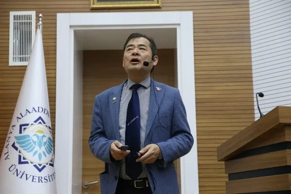 alanyada-konusan-japon-deprem-uzmani-moriwakiden-tusunami-uyarisi-1704308961003.jpg