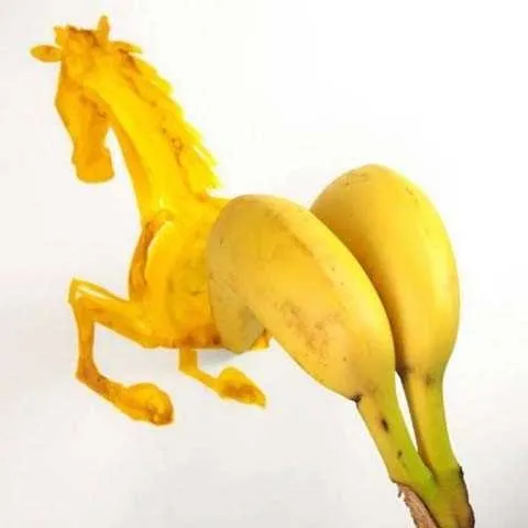 Eşyaları sanat eserine dönüştürüyor!