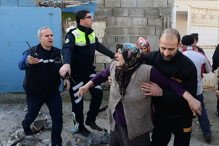 Son Dakika Haberi: Afrin’den atılan roket Reyhanlı’da bir eve isabet etti