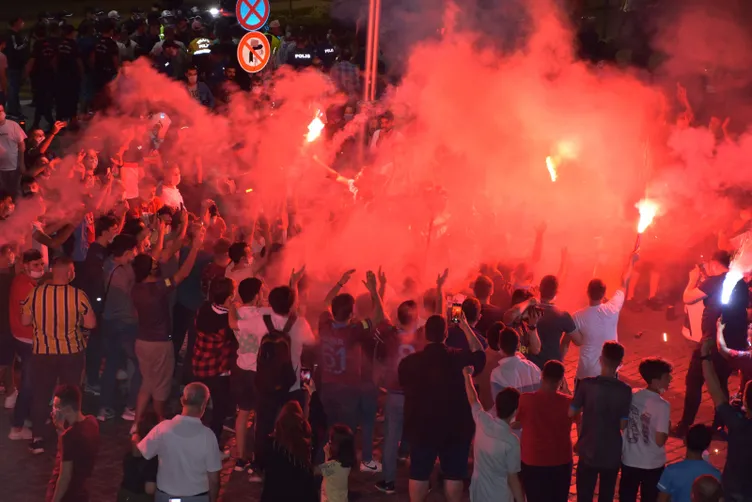 Türkiye Kupası şampiyonluğunun ardından Trabzon'da büyük coşku!