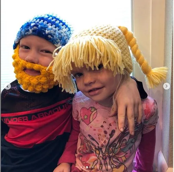 Son dakika haberi: Dünya onu konuşuyor! 4 yaşındaki kardeşini korumak için araya girdi: 90 dikiş var...