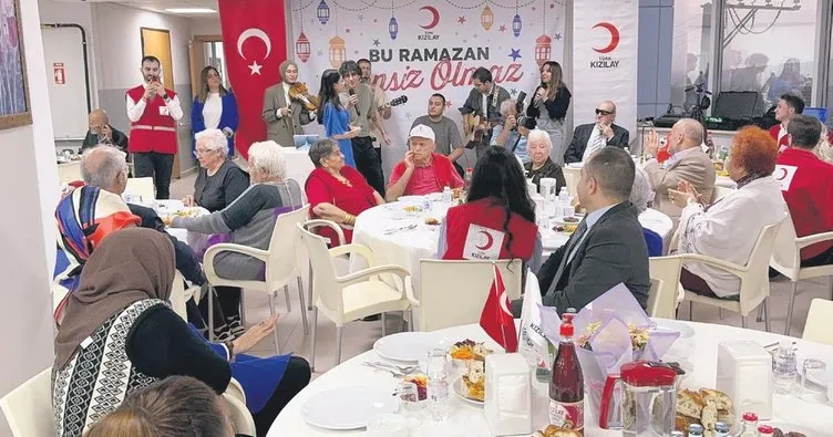 Şef Danilo Kızılay’la iftar verdi