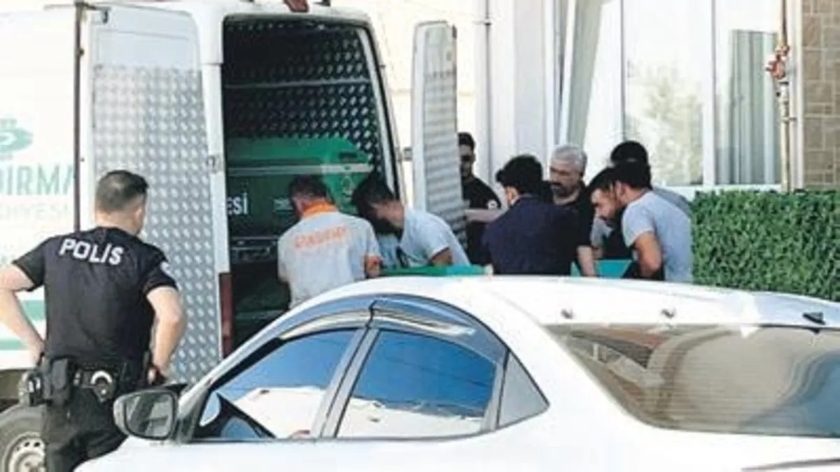 Eşini öldürüp kendi yaşamına son verdi