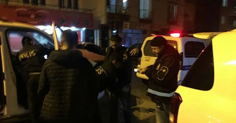 İzmir’de operasyon: 25 kişi gözaltına alındı