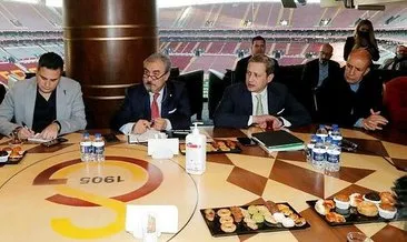 Galatasaray Başkanı Burak Elmas: Soyunma odası koridorlarında ses kaydı yapıyorlar!
