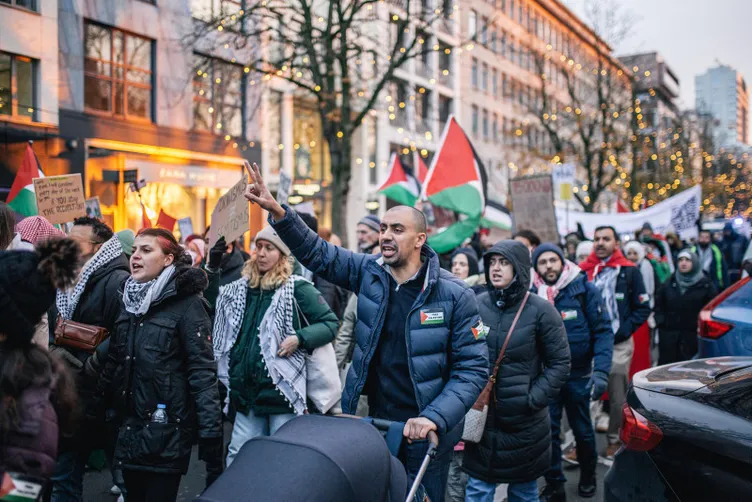 Dünya Gazze için ayakta! Beyaz Saray önünde 'Ölüm' protestosu....