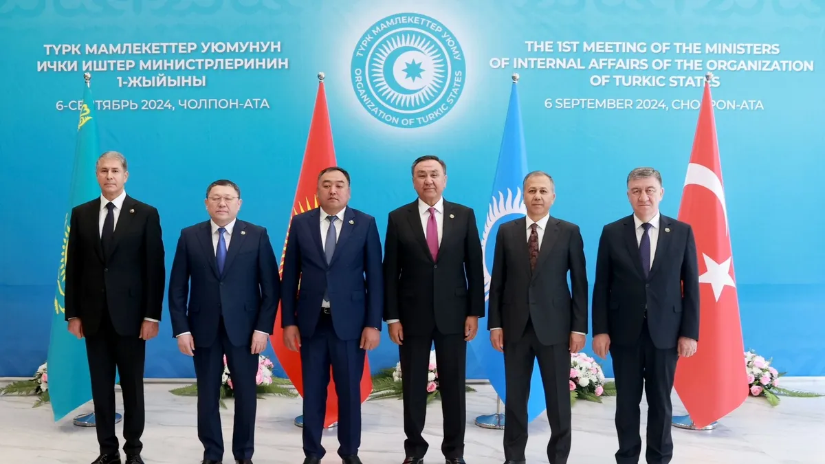 Kırgızistan’da Türk İçişleri Bakanları bir araya geldi Kırgızistan’da Türk İçişleri Bakanları bir araya geldi