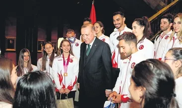 Altın kız Begüm, Külliye’de