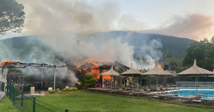 Erdek’te otelde yangın