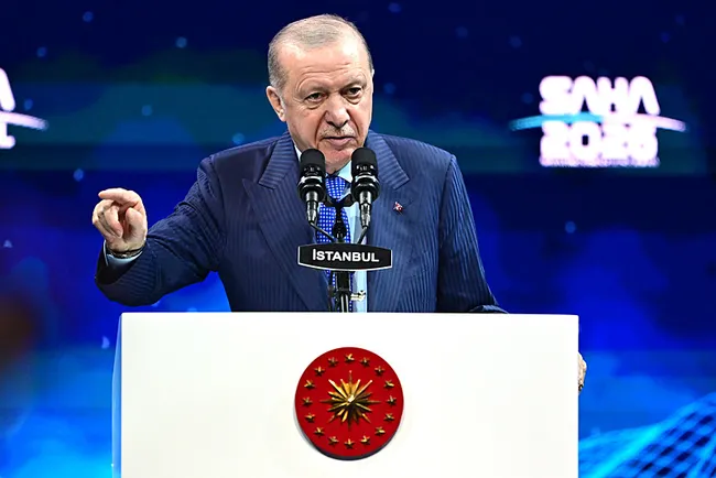 baskan-erdogan-turk-savunma-sanayiinin-yildizi-parliyor-1778244835324.jpeg