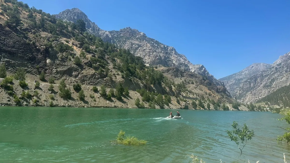Kahramanmaraş'ta Ceyhan Nehri kenarında bulunan cansız beden.