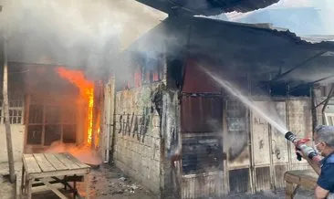 Siirt’te 1 lokanta 2 marangoz dükkanı aynı anda yandı