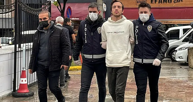 Yer Eskişehir: Dini değerler ile kamu görevlilerine hakaret eden şüpheli yakalandı Yer Eskişehir: Dini değerler ile kamu görevlilerine hakaret eden şüpheli yakalandı