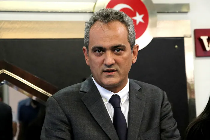 Son dakika haberi: Milli Eğitim Bakanı Mahmut Özer duyurdu: 15 Ekim 2021 tarihine kadar uzatıldı - Son Dakika Haberler