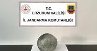 Tarihi eser niteliğindeki bronz disk parçası bulundu