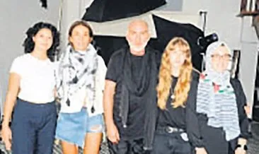 Gazze’ye ‘365 gün öldük’ foto çekimli destek