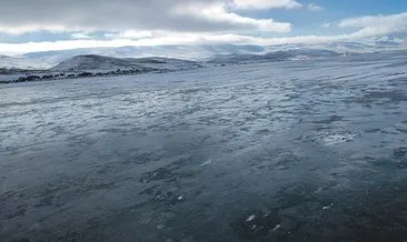 Türkiye’nin en yüksek gölü buz tuttu #bitlis