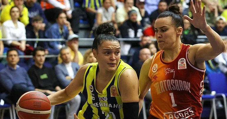 Şampiyon Fenerbahçe Aslan’a acımadı!