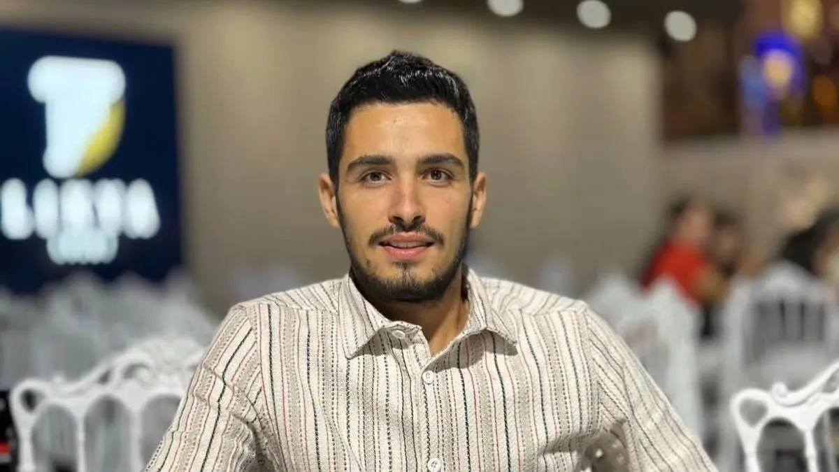 Kalkan'da zıpkınla balık avı sırasında kayalıklarda sıkışarak hayatını kaybeden Volkan Kırca'nın cansız bedenine ulaşılması.
