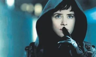 Ejderhanın içindeki dövüşçü örümcek