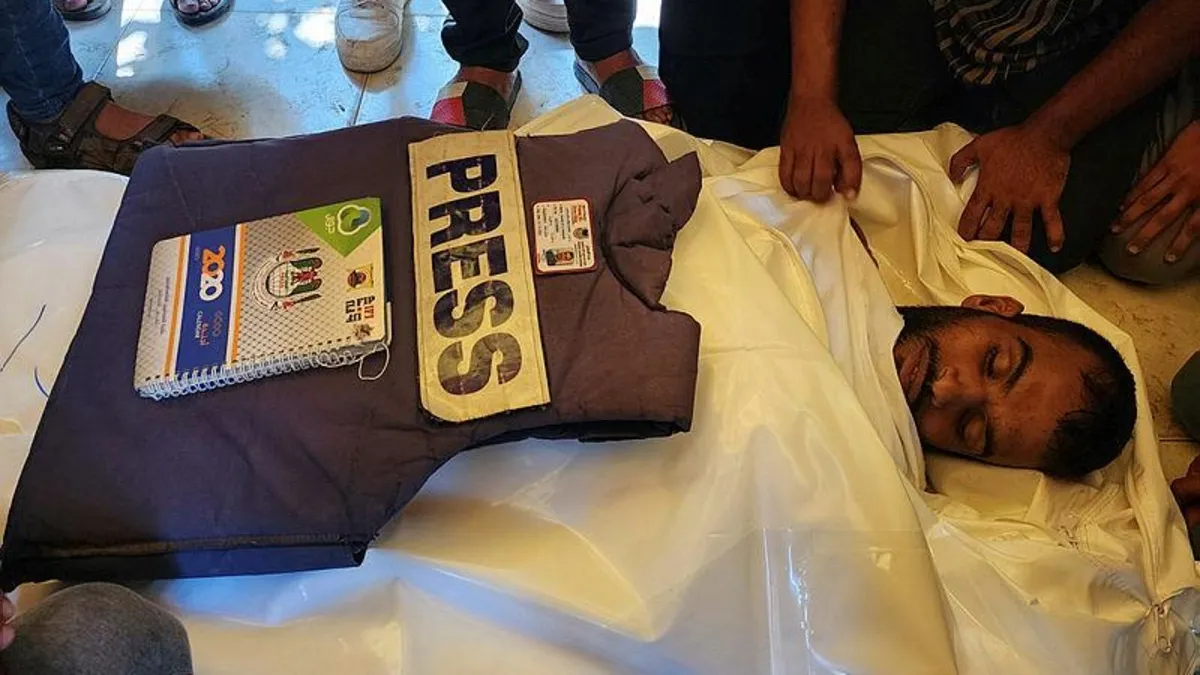 Bir İsrail, yine bir gazeteciyi daha öldürdü Bir İsrail, yine bir gazeteciyi daha öldürdü