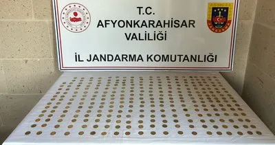 Afyon’da jandarma şüpheli aracı durdurdu 299 adet sikke çıktı #afyonkarahisar