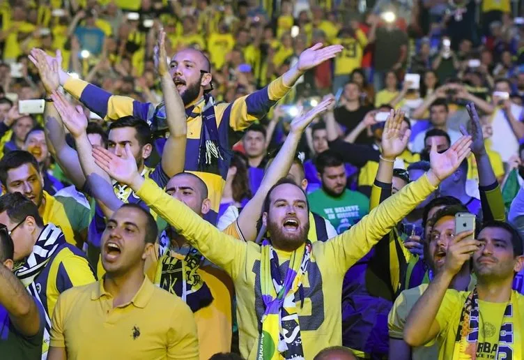Fenerbahçe-Laboral Kutxa maçından kareler