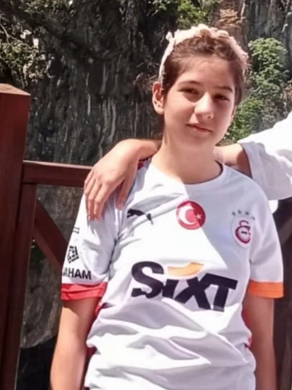 selale-gezisi-facia-ile-bitti-14-yasindaki-ela-nurun-cansiz-bedenine-ulasildi-1786011269814.jpg