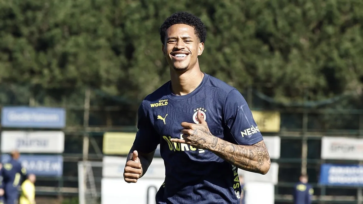 Fenerbahçe'ye müjdeli haber! Yıldız isim geri döndü