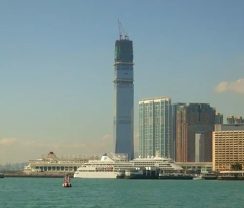 Dünyanın en uzun binaları...