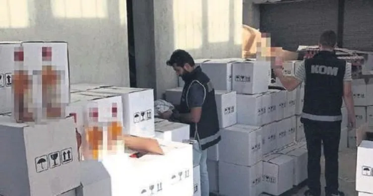İzmir’de 8 bin şişe sahte içki yakalandı