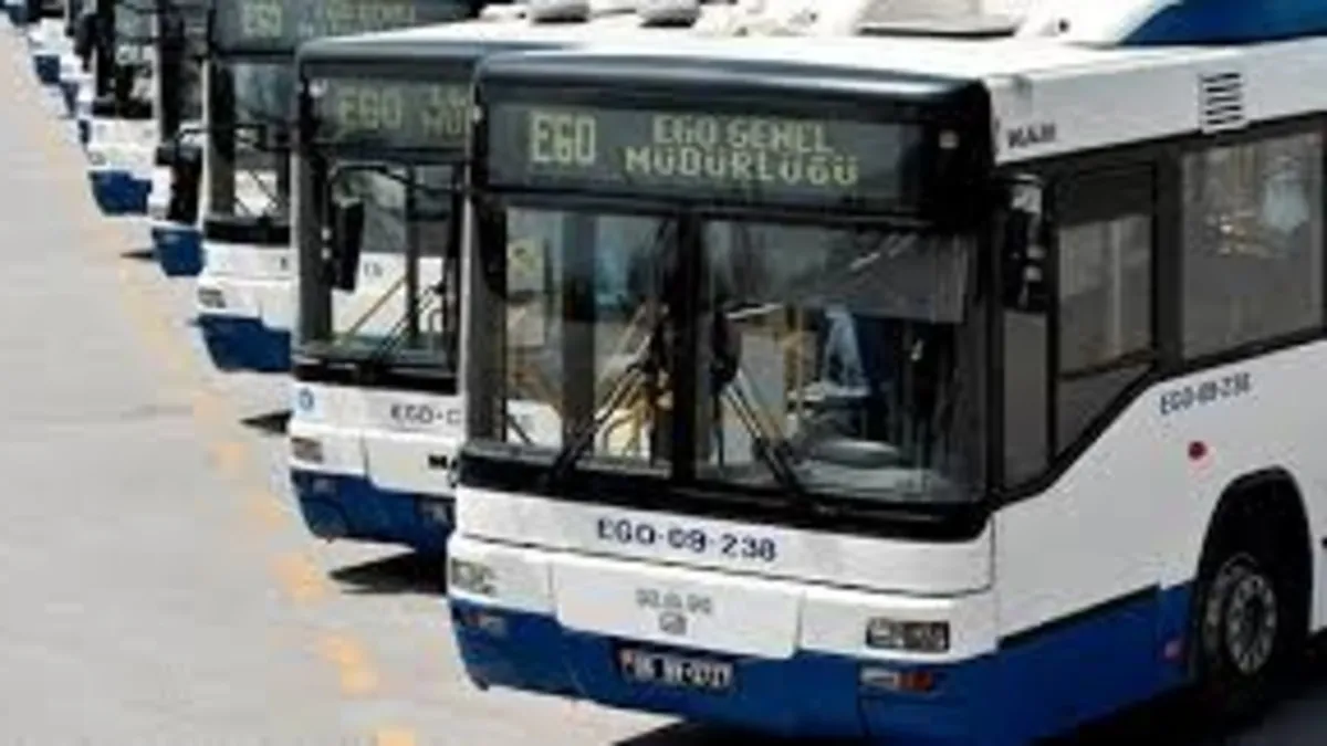 Ankara’da EGO şoförüne yol verme dayağı! 1’i çocuk 3 şüpheli yakalandı Ankara’da EGO şoförüne yol verme dayağı! 1’i çocuk 3 şüpheli yakalandı