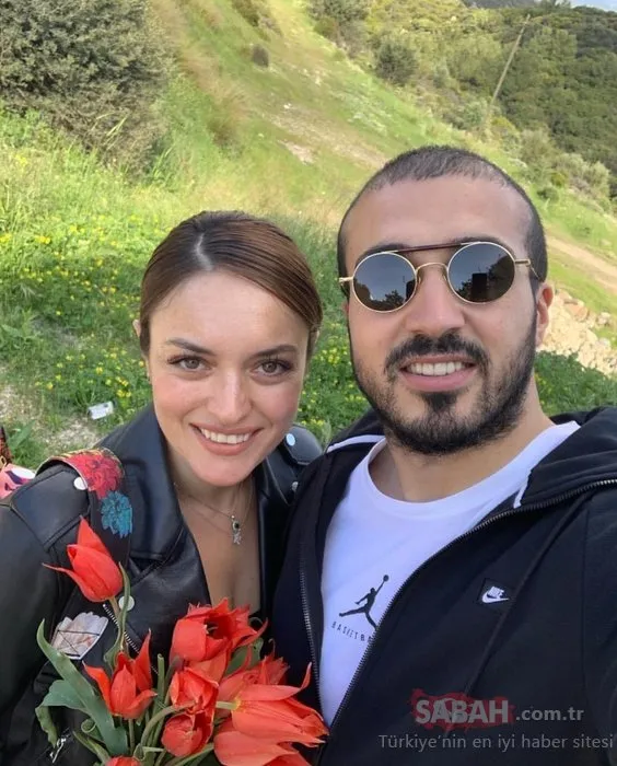 Ezgi Mola ile Mustafa Aksakallı sürpriz bir kararla evleniyor! Magazin gündemine bomba gibi düştü Ezgi Mola hamile!