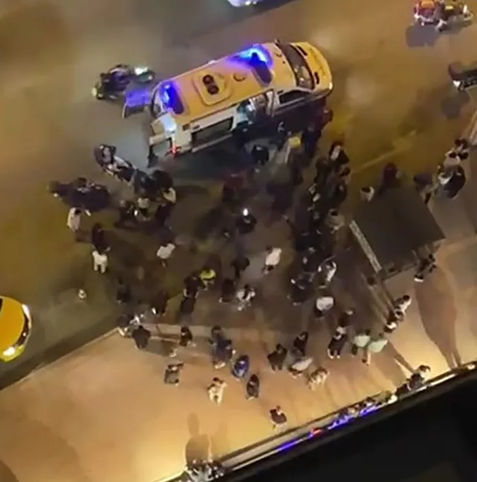 Müşteri paylaşamayan taksi şoförleri arasındaki kavga kanlı bitti: 3 kişi vuruldu!